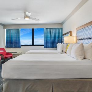 Tradition Beachfront King Room